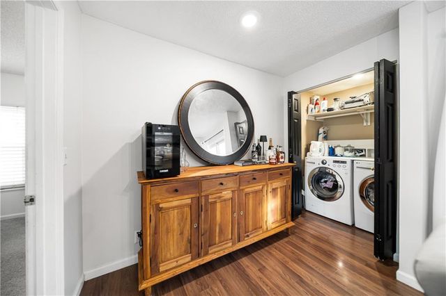 7335 Nall Avenue, Prairie Village, KS 66208