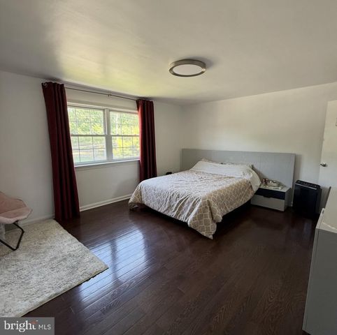 3012 RYAN AVE, Philadelphia, PA 19152