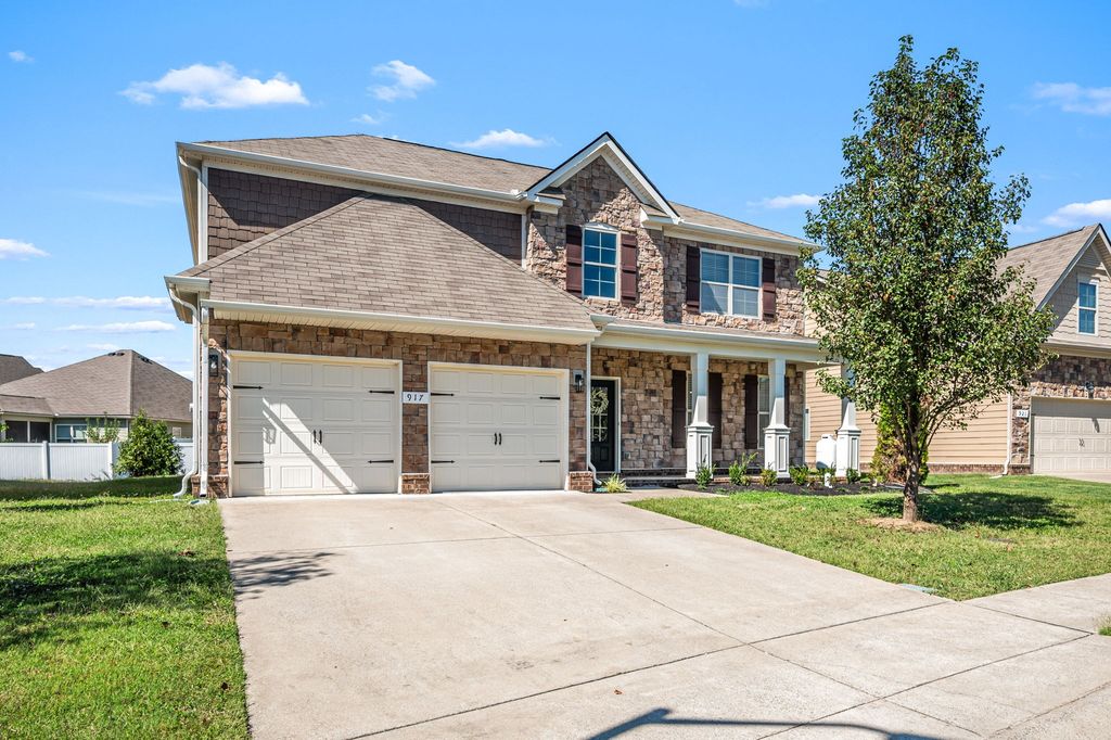 917 Round Dr, Murfreesboro, TN 37128