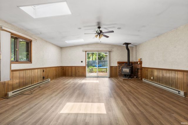 51043 Shady Lane, Elkhart, IN 46514