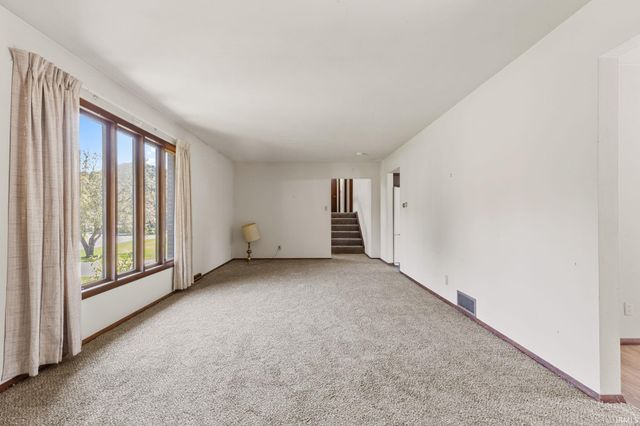 51043 Shady Lane, Elkhart, IN 46514