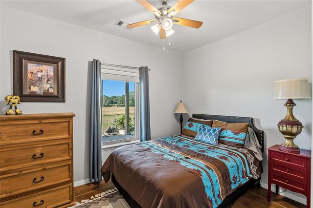 11082 Us Highway 75 S, Leona, TX 75850