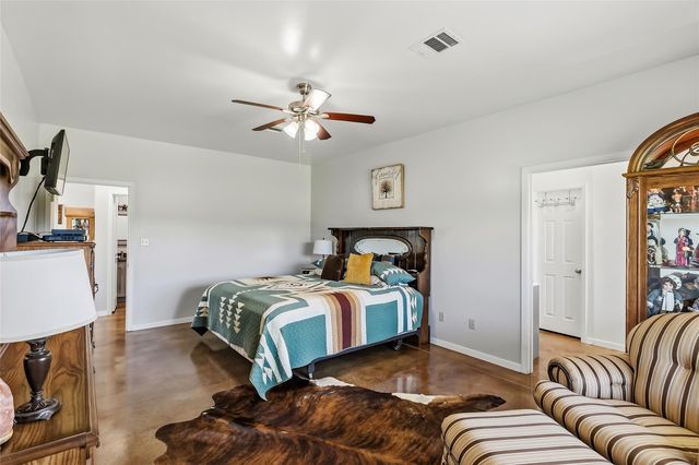 11082 Us Highway 75 S, Leona, TX 75850