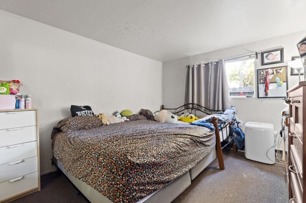 Image 15 of property listing at 306 Beech Street, Redwood City, CA 94063