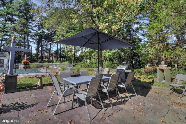 713 ARDSLEY CT, Yardley, PA 19067