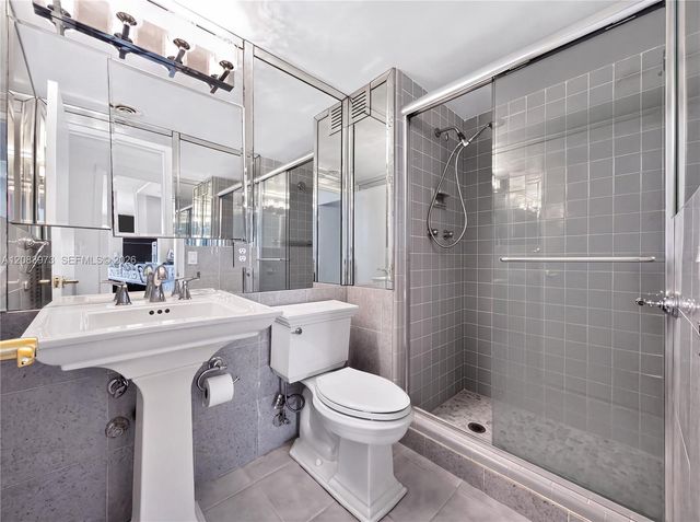 3600 Galt Ocean Drive 6A, Fort Lauderdale, FL 33308