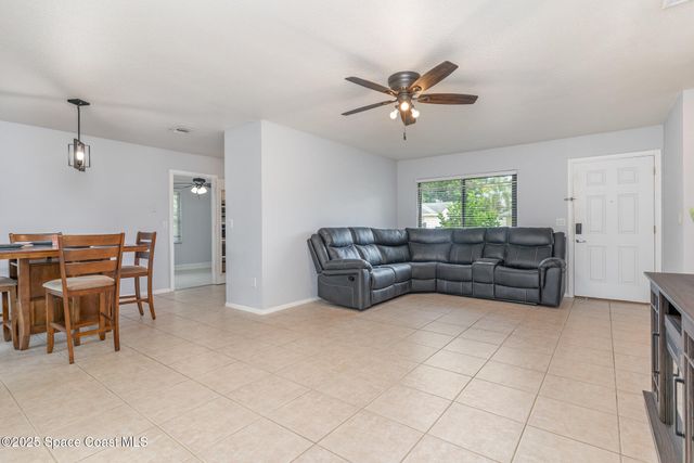 170 Chestnut Avenue NE, Palm Bay, FL 32907