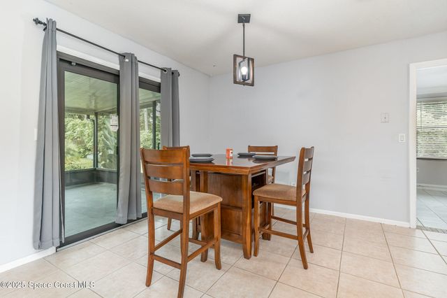 170 Chestnut Avenue NE, Palm Bay, FL 32907