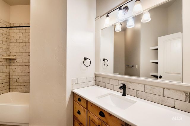 4328 W Miners Farm Dr., Boise, ID 83714