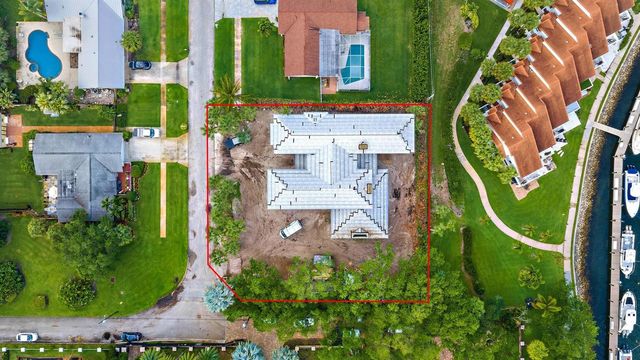 2267 Windsor Road, Palm Beach Gardens, FL 33410
