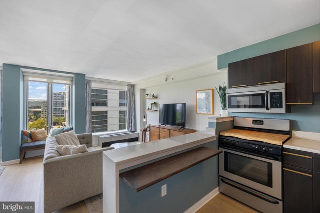 1101 3RD ST SW #705, Washington, DC 20024