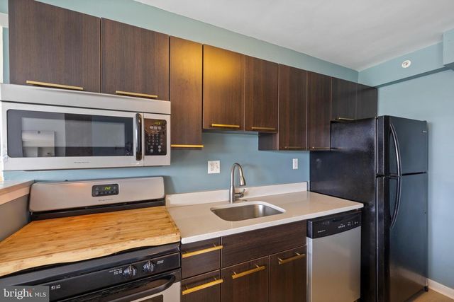 1101 3RD ST SW #705, Washington, DC 20024