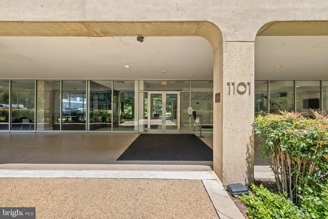 1101 3RD ST SW #705, Washington, DC 20024