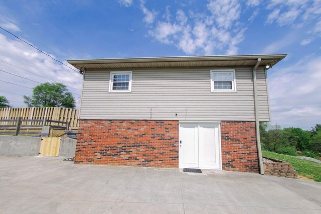 109 Rolling Hills Drive, Somerset, KY 42503