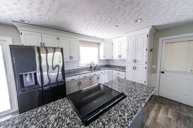 109 Rolling Hills Drive, Somerset, KY 42503