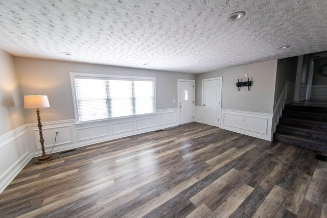 109 Rolling Hills Drive, Somerset, KY 42503