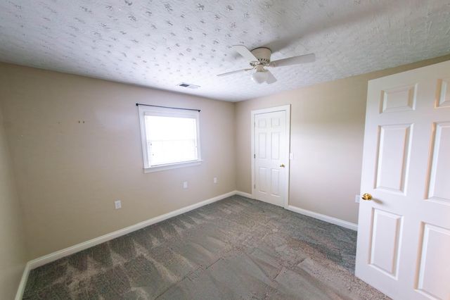 109 Rolling Hills Drive, Somerset, KY 42503