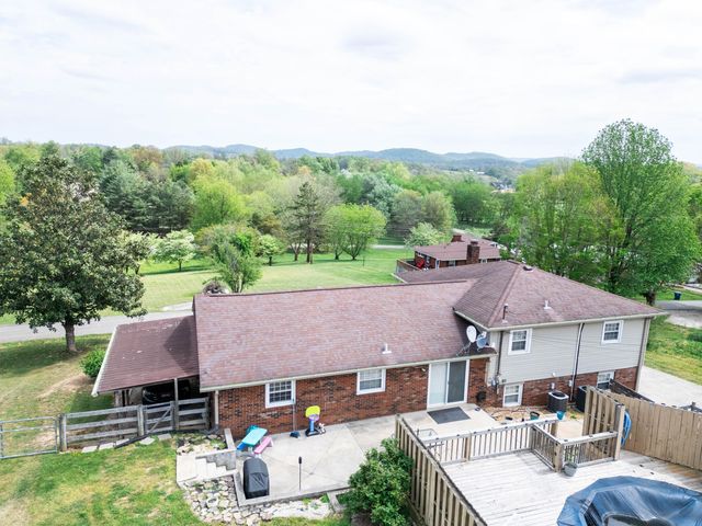 109 Rolling Hills Drive, Somerset, KY 42503