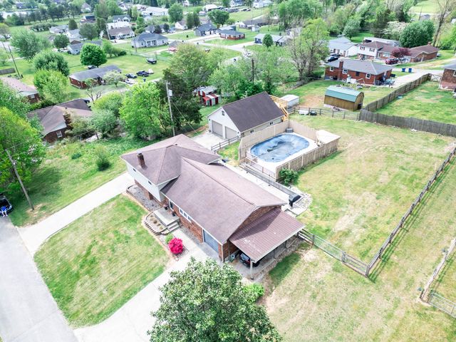 109 Rolling Hills Drive, Somerset, KY 42503