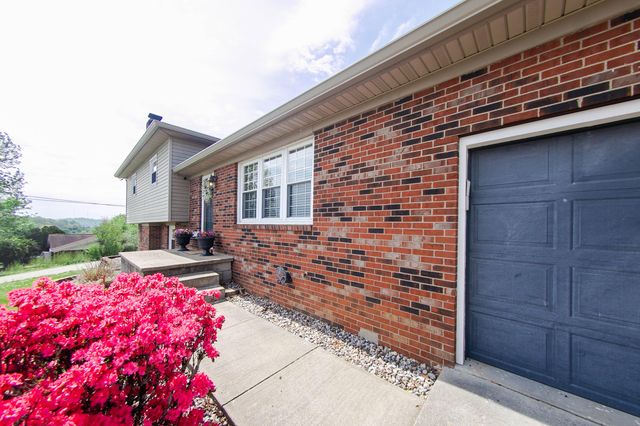 109 Rolling Hills Drive, Somerset, KY 42503