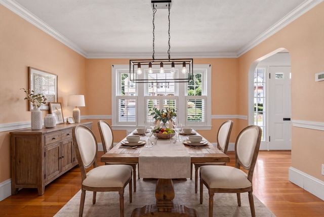 122 Lincoln Rd, Medford, MA 02155