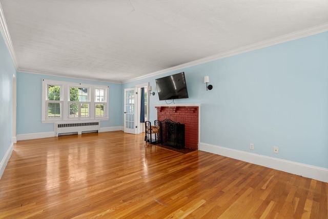 122 Lincoln Rd, Medford, MA 02155