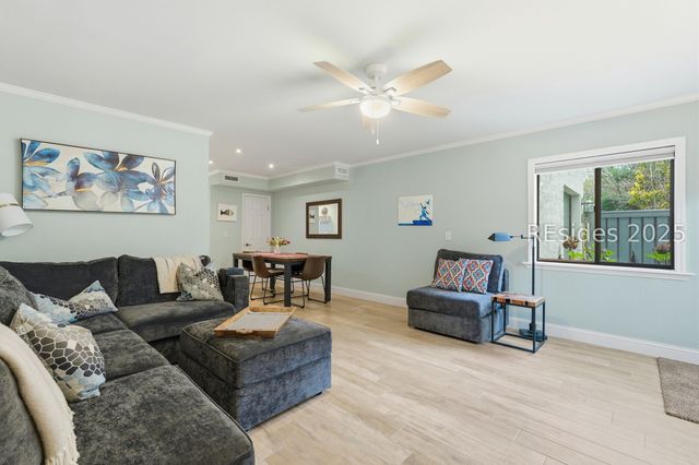 43 Folly Field Rd Apt 47, Hilton Head Island, SC 29928