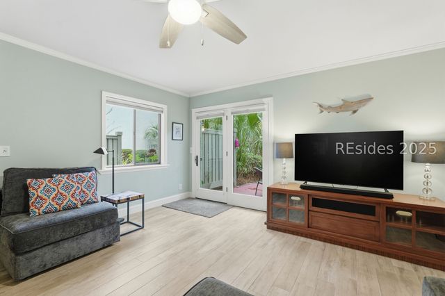 43 Folly Field Rd Apt 47, Hilton Head Island, SC 29928