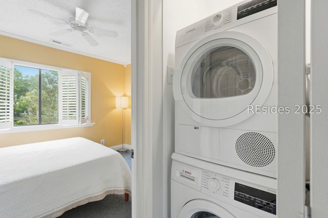 43 Folly Field Rd Apt 47, Hilton Head Island, SC 29928