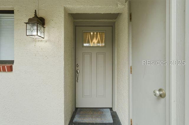 43 Folly Field Rd Apt 47, Hilton Head Island, SC 29928