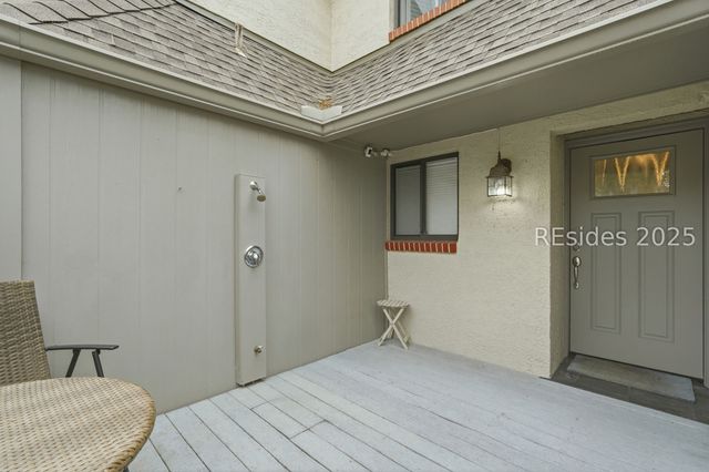 43 Folly Field Rd Apt 47, Hilton Head Island, SC 29928