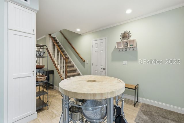 43 Folly Field Rd Apt 47, Hilton Head Island, SC 29928