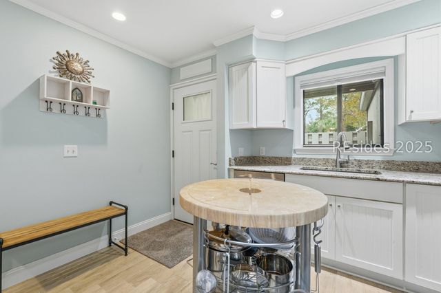 43 Folly Field Rd Apt 47, Hilton Head Island, SC 29928