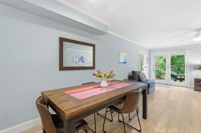 43 Folly Field Rd Apt 47, Hilton Head Island, SC 29928