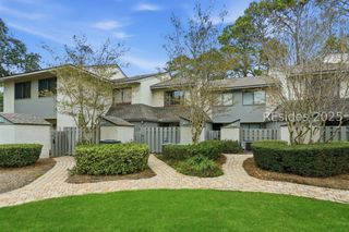 43 Folly Field Rd Apt 47, Hilton Head Island, SC 29928