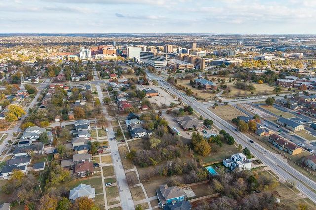 300 NE 14th Street, Oklahoma City, OK 73104