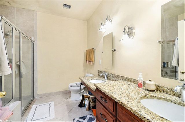 58843 Gallery Court, Washington, MI 48094