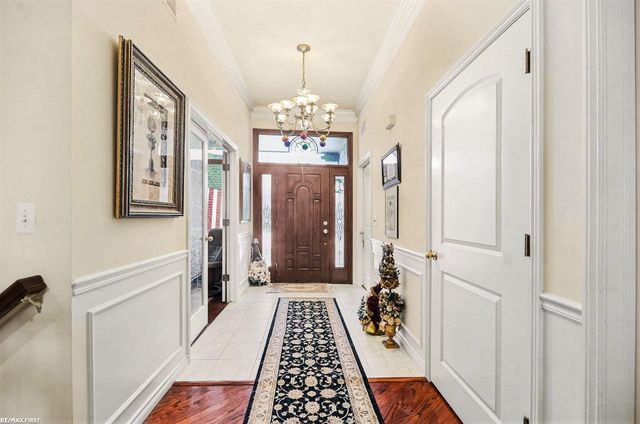 58843 Gallery Court, Washington, MI 48094