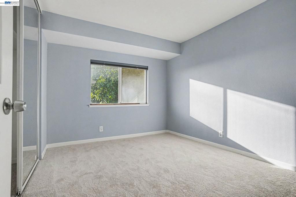 Image 10 of property listing at 148 Anderly Ct 6, Hayward, CA 94541