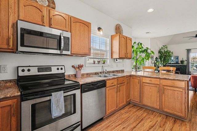 135 Alexander Blvd, Clarksville, TN 37040