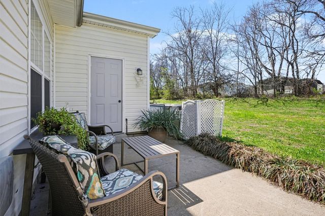 135 Alexander Blvd, Clarksville, TN 37040