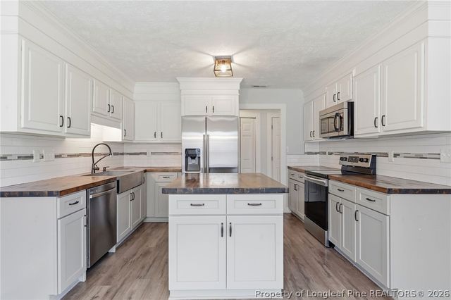 5324 Old Railroad Way, Hope Mills, NC 28348