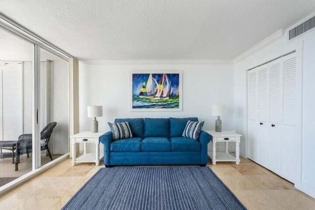 3546 S Ocean Boulevard 923, South Palm Beach, FL 33480
