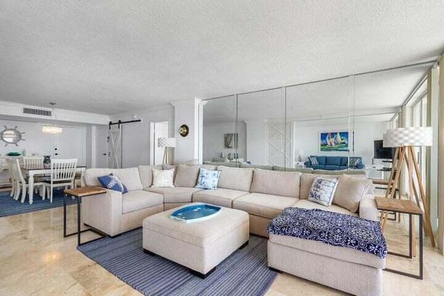 3546 S Ocean Boulevard 923, South Palm Beach, FL 33480