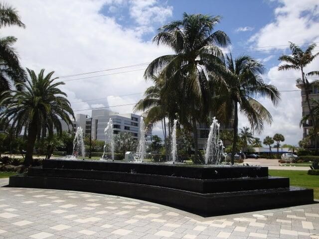 3546 S Ocean Boulevard 923, South Palm Beach, FL 33480