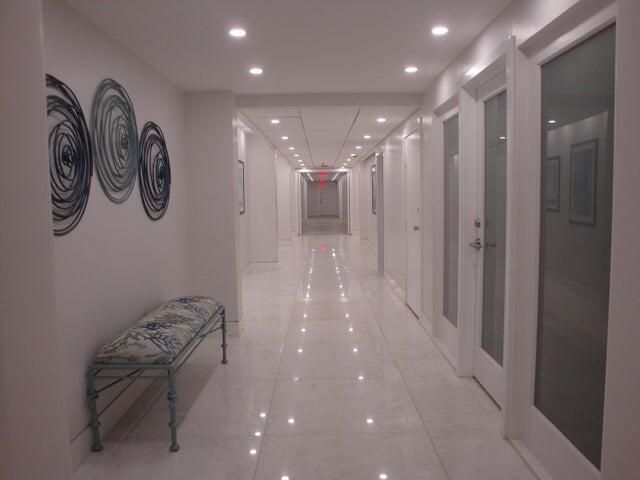 3546 S Ocean Boulevard 923, South Palm Beach, FL 33480