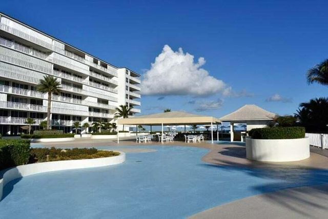 3546 S Ocean Boulevard 923, South Palm Beach, FL 33480