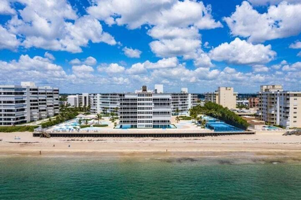 3546 S Ocean Boulevard 923, South Palm Beach, FL 33480