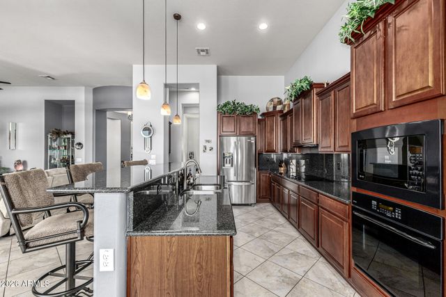 17926 W GRISWOLD Road, Waddell, AZ 85355