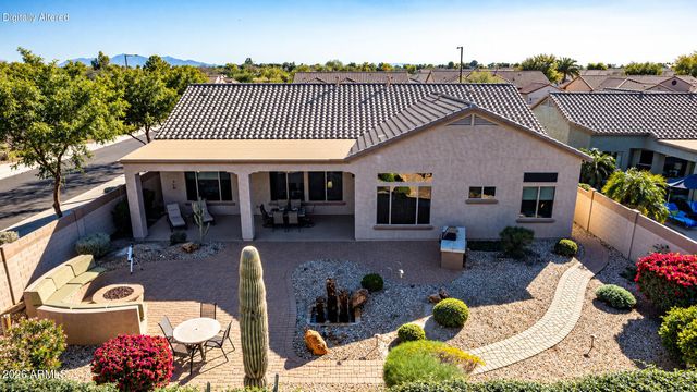 17926 W GRISWOLD Road, Waddell, AZ 85355